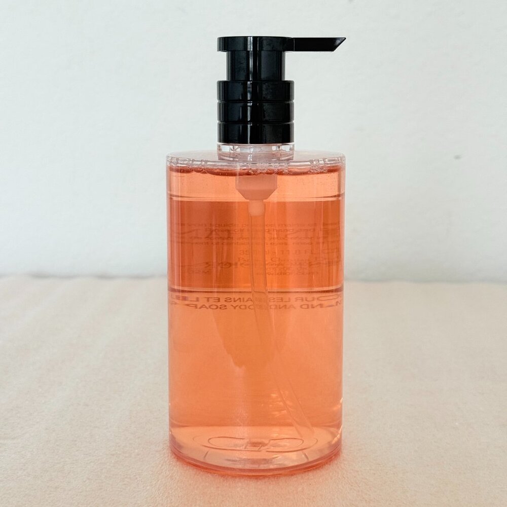 🌺 Christian Dior 🌺 Oud Ispahan Liquid Hand and Body Soap, 350 mL - Picture 8 of 12